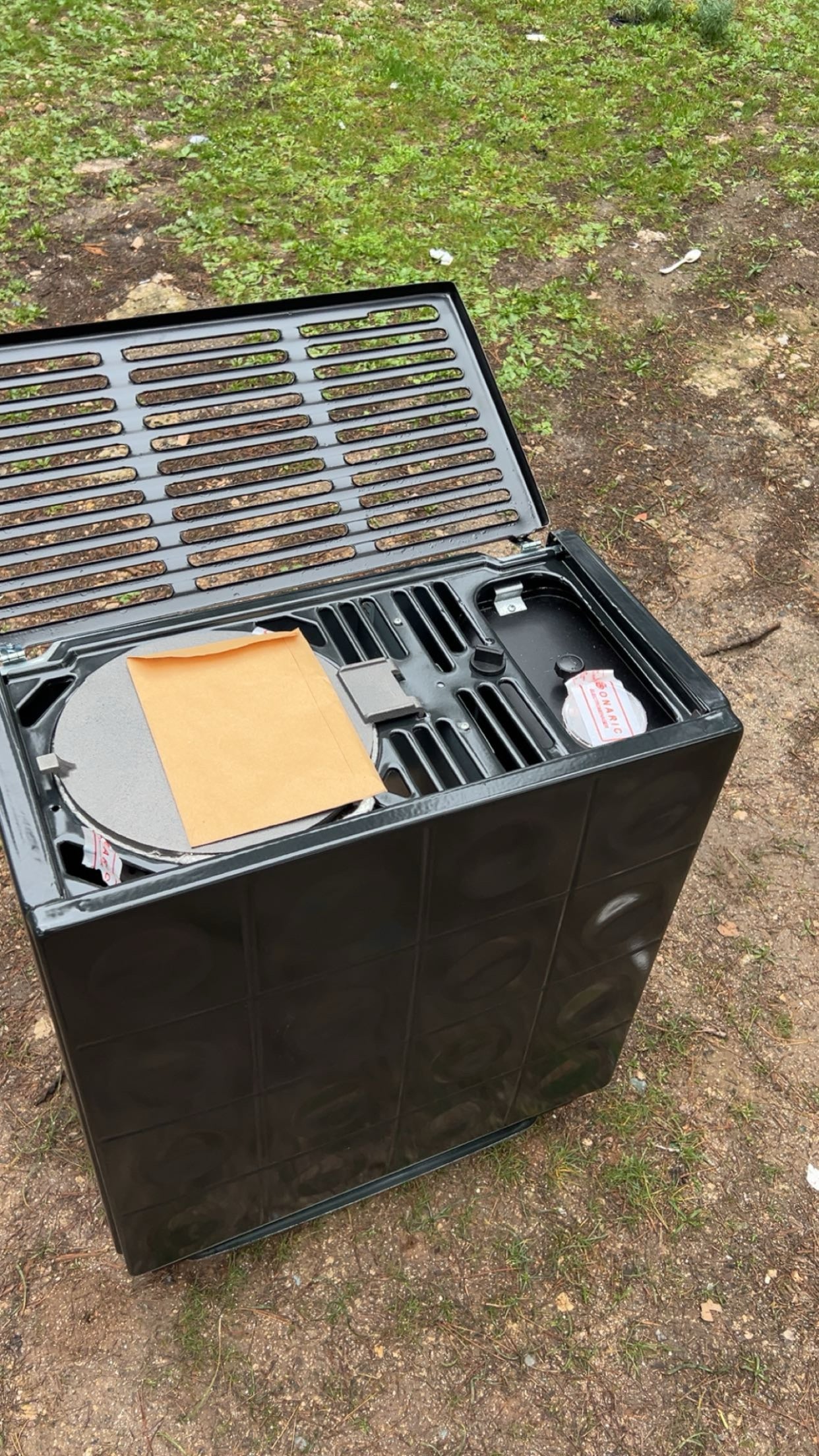 مدفأة المازوت الأصلية 7.5 كيلوات  خزان 5 لتر  كاربيراتور سويسري ضمان 3 سنوات